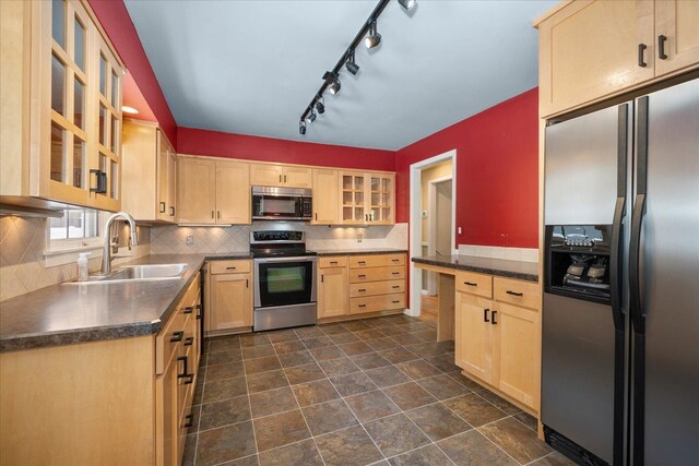 2507 S Hatch St, Spokane, WA 99203 - photo 10