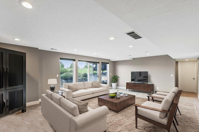 2804 W Johannsen Rd, Spokane, WA 99208 - living area with recessed lighting