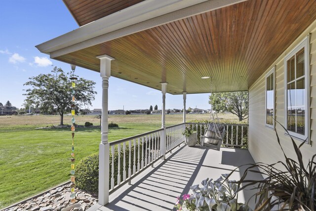 2804 W Johannsen Rd, Spokane, WA 99208 - porch featuring a yard