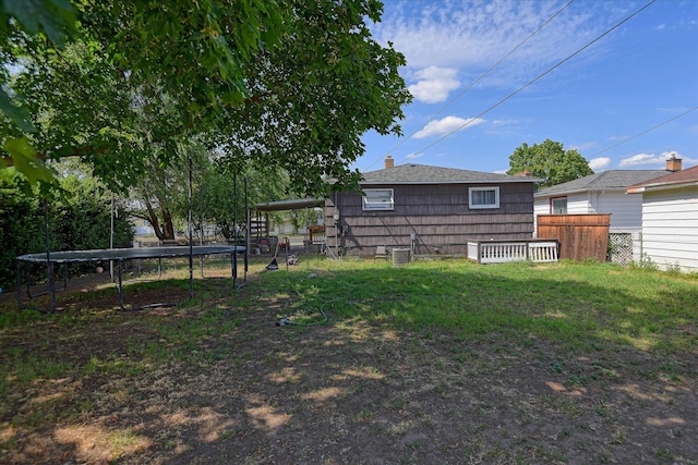2804 E Marshall Ave, Spokane, WA 99207 - view of yard with a trampoline