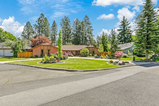3551 S Lincoln Dr, Spokane, WA 99203 - photo 2