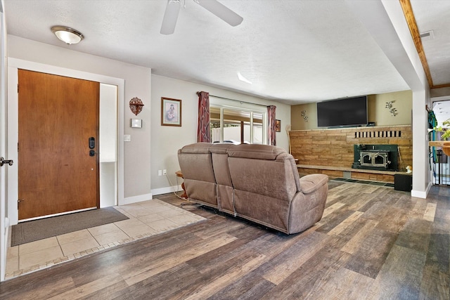 815 W Walnut St, Newport, WA 99156 - photo 2