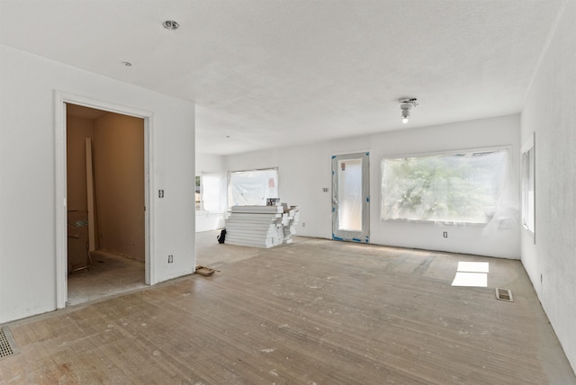 1713 E 4th Ave, Spokane, WA 99202 - photo 3