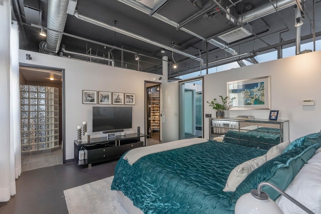 2230 W Riverside Ave # 302, Spokane, WA 99201 - bedroom with a high ceiling