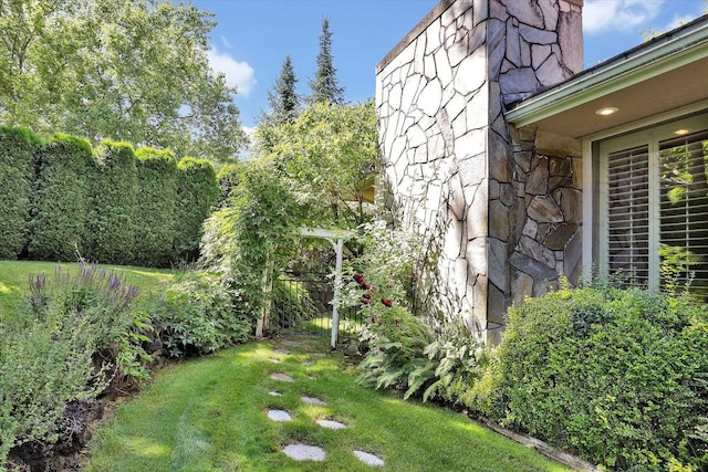 4402 S Saint Andrews Ln, Spokane, WA 99223 - view of grassy yard