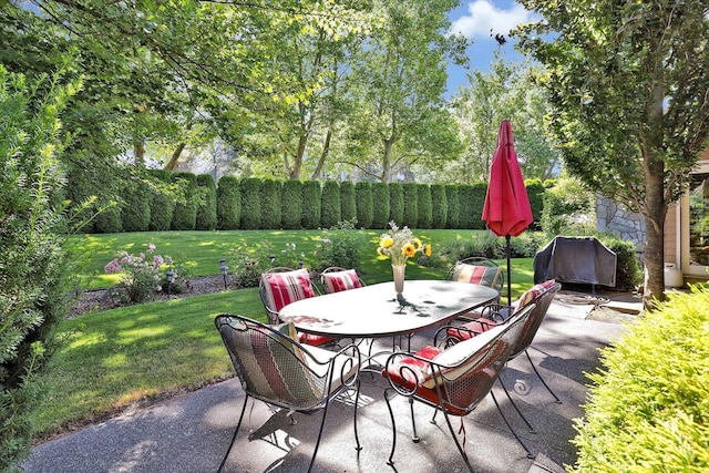 4402 S Saint Andrews Ln, Spokane, WA 99223 - view of patio with outdoor dining space