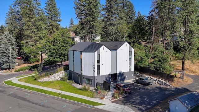 2001 W 7th Ave, Spokane, WA 99204 - aerial view of property and surrounding area