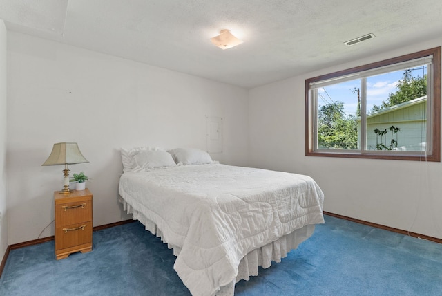 3827 E Funk Ave, Spokane, WA 99223 - carpeted bedroom with baseboards