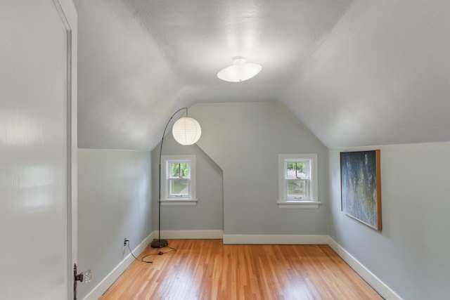 1103 W 20th Ave, Spokane, WA 99203 - bonus room with light wood-style flooring and lofted ceiling