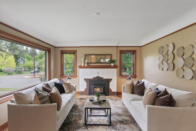 1103 W 20th Ave, Spokane, WA 99203 - living area with a fireplace