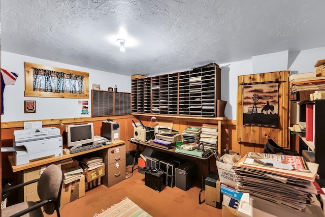 1401 W 1st St, Newport, WA 99156 - office space with a textured ceiling