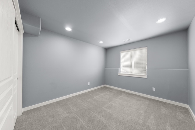 7014 E Columbia Dr, Spokane, WA 99217 - carpeted empty room featuring recessed lighting and baseboards