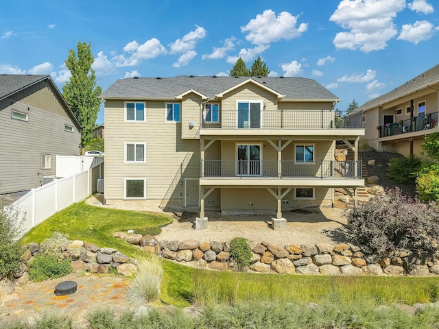 7014 E Columbia Dr, Spokane, WA 99217 - back of house featuring a balcony