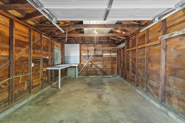 10124 N Wellen Ln, Spokane, WA 99218 - view of garage