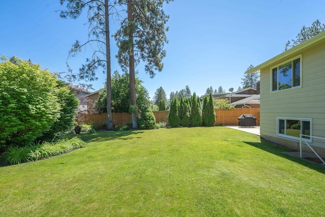 11912 N Atlantic St, Spokane, WA 99218 - view of yard