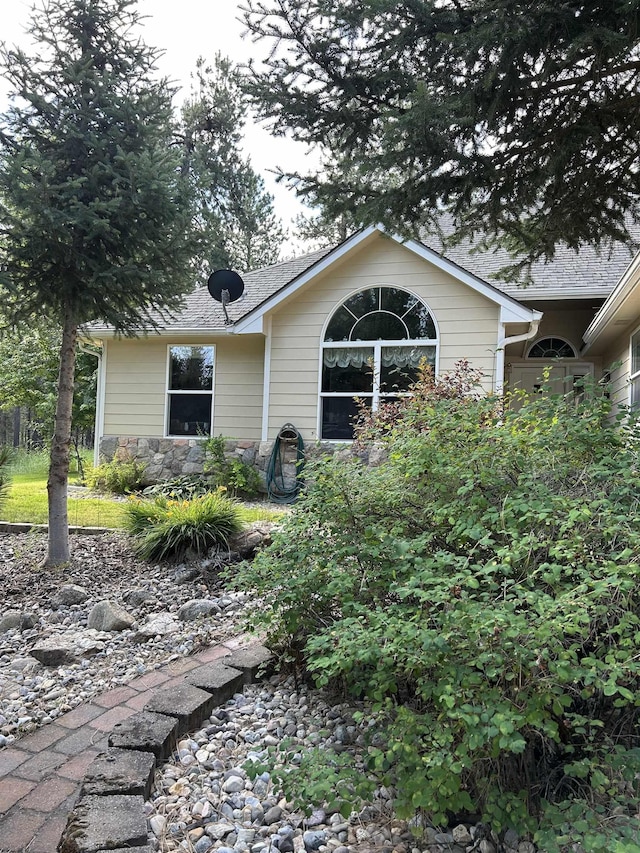 603 W Dennison-Chattaroy Rd, Deer Park, WA 99006 - view of property exterior with a shingled roof