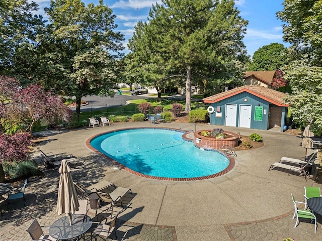 3707 S Alder Ct, Spokane, WA 99223 - community pool with a patio area