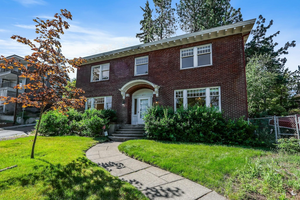 903 W Lincoln Pl, Spokane, WA 99204 - photo 1