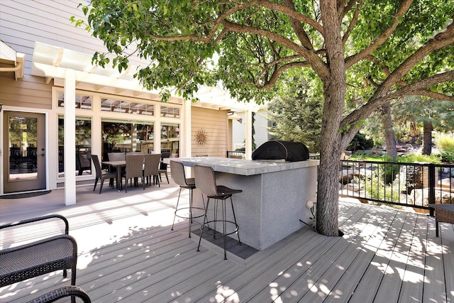 11425 N Lloyd Charles Ln, Spokane, WA 99218 - wooden terrace with a grill