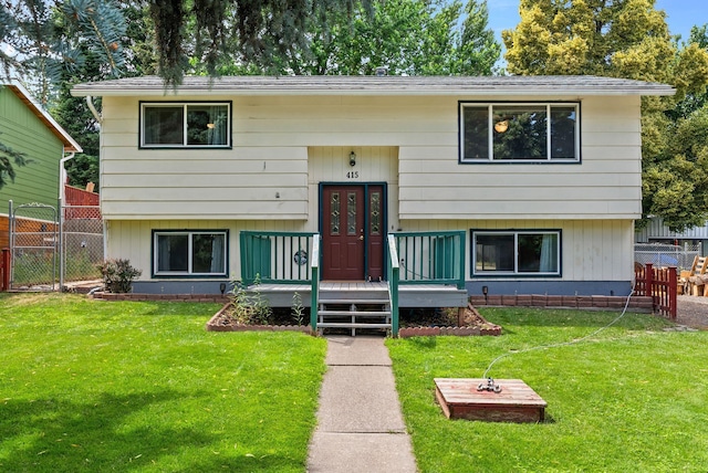 415 N Silver Lake Ave, Medical Lake, WA 99022 - photo 1
