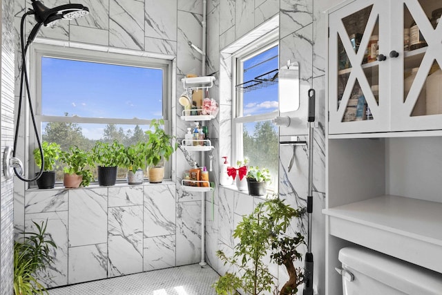 20902 S Ritchey Rd, Spokane, WA 99004 - interior space with toilet