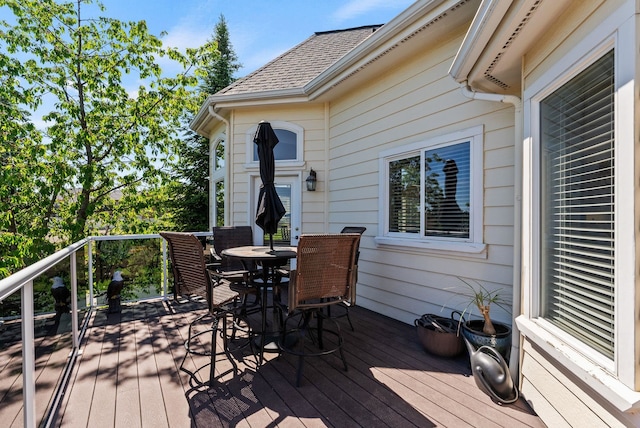 8708 E Redwood Ln, Spokane, WA 99217 - deck with outdoor dining space