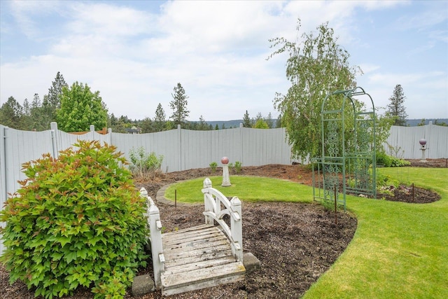 6419 W Skagit Ave, Spokane, WA 99208 - view of yard with a vegetable garden