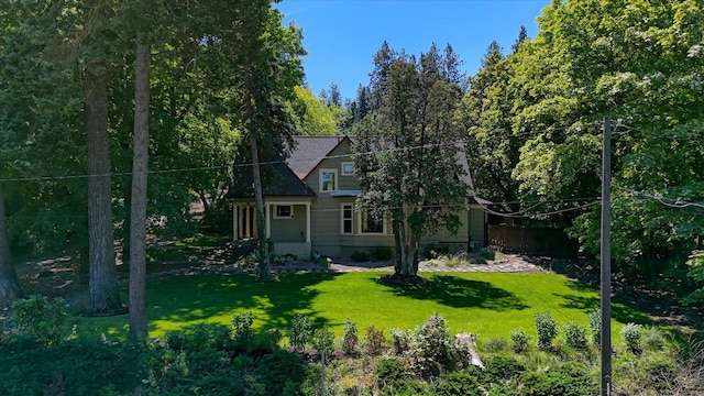1428 E 18th Ave, Spokane, WA 99203 - rear view of house featuring a yard