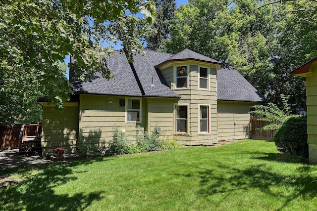 1428 E 18th Ave, Spokane, WA 99203 - rear view of house featuring a shingled roof