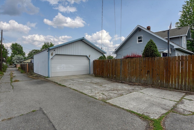 703 E Lacrosse Ave, Spokane, WA 99207 - view of detached garage
