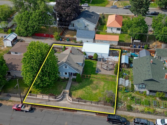 703 E Lacrosse Ave, Spokane, WA 99207 - aerial perspective of suburban area featuring property parcel outlined