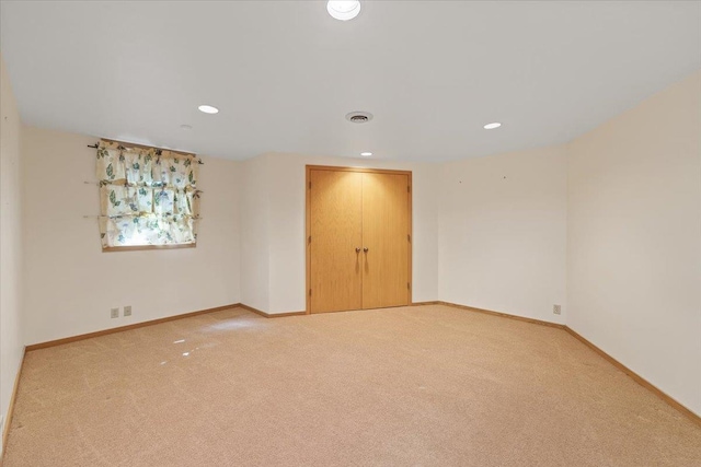 5430 S Quail Ridge Cir, Spokane, WA 99223 - unfurnished room featuring light colored carpet and recessed lighting