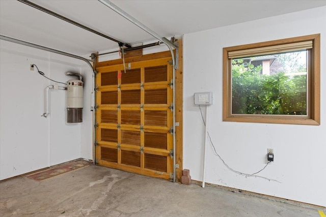 5430 S Quail Ridge Cir, Spokane, WA 99223 - garage featuring a central vacuum unit