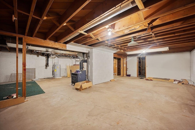40010 N Newport Hwy, Elk, WA 99009 - unfinished basement featuring water heater
