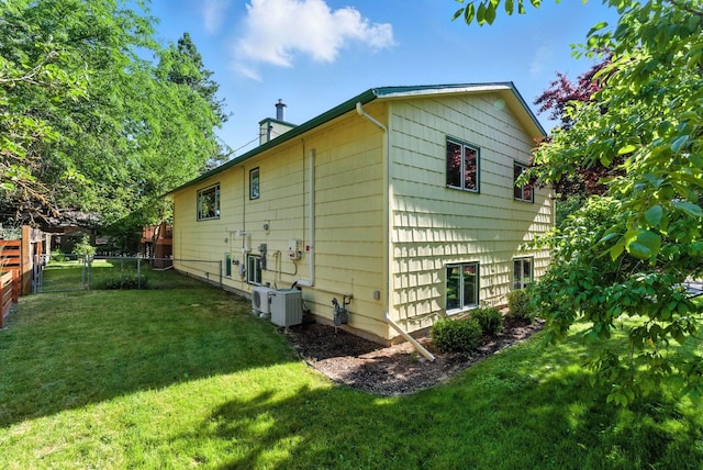 3832 S Cook St, Spokane, WA 99223 - view of property exterior featuring a cooling unit