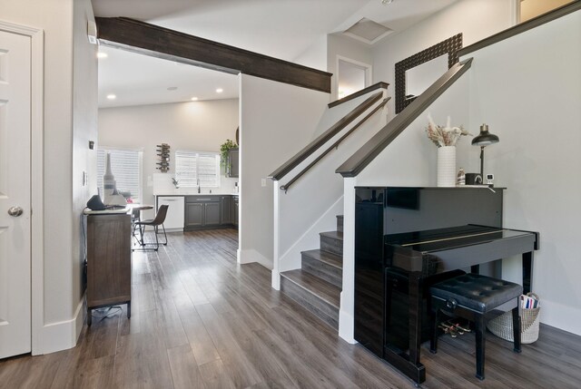 1611 W Tieton Ave, Spokane, WA 99208 - foyer featuring wood finished floors, stairway, recessed lighting, and vaulted ceiling