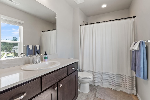 1225 E Paske Rd, Colbert, WA 99005 - full bath with vanity and wood finished floors