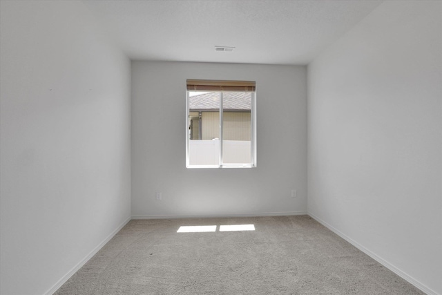 8812 W Pirates Ct, Spokane, WA 99224 - unfurnished room with carpet