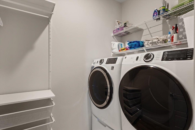8403 W Red Ave, Cheney, WA 99004 - washroom featuring washer and clothes dryer