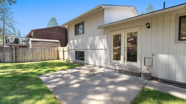 5623 W Lyons Ct, Spokane, WA 99208 - back of house with a patio area