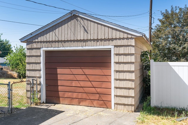 4615 N King Ct, Spokane, WA 99205 - view of detached garage