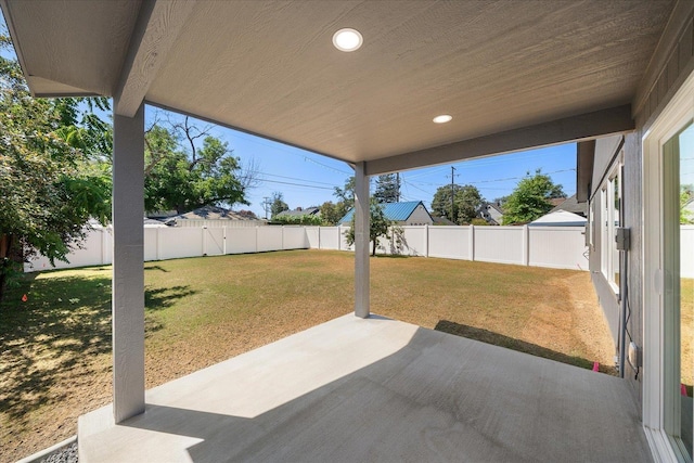 2912 E Wabash Ave, Spokane, WA 99217 - fenced backyard featuring a patio