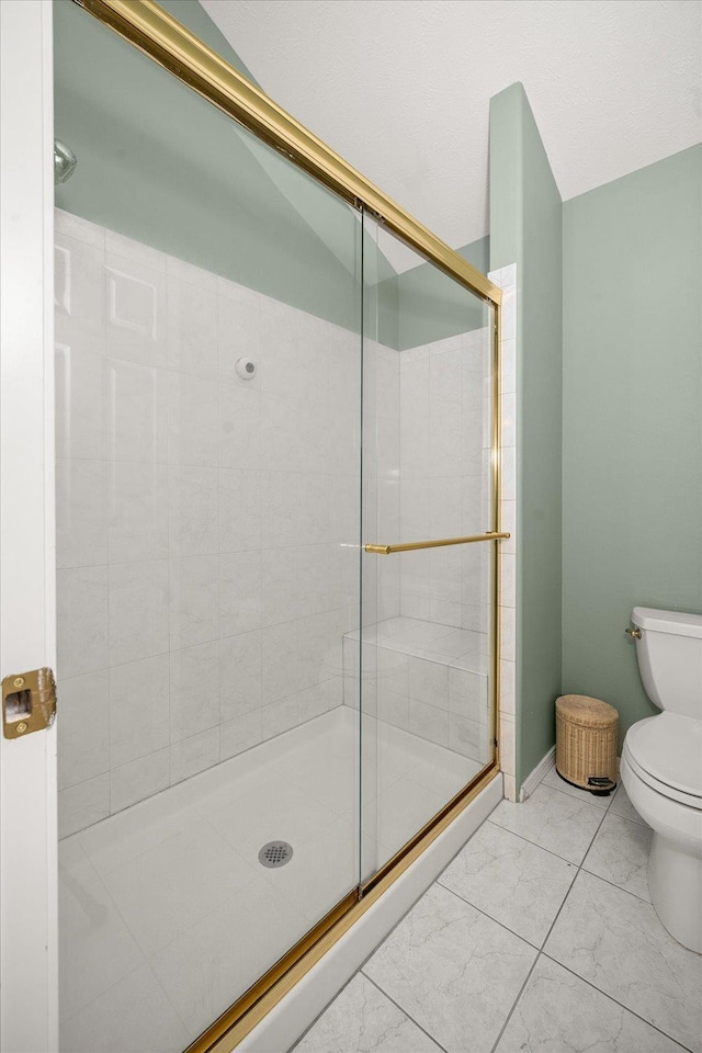 5203 S S Hogan Ct, Spokane, WA 99223 - full bath featuring toilet and a stall shower