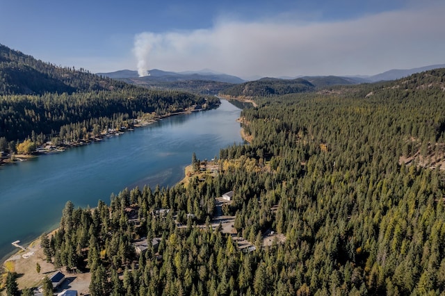211 Otter Ln, Cusick, WA 99119
