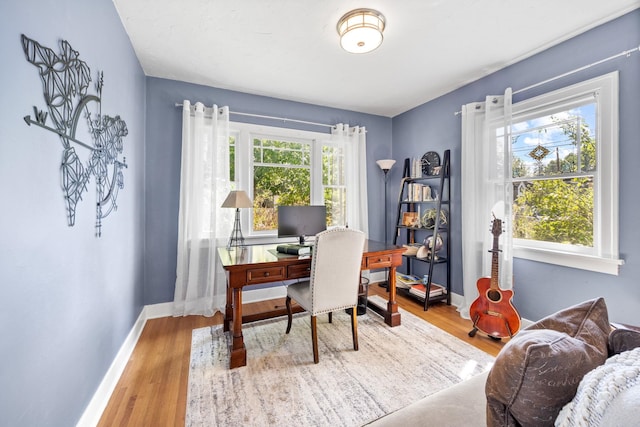 617 E 34th Ave, Spokane, WA 99203 - office space featuring wood finished floors and baseboards