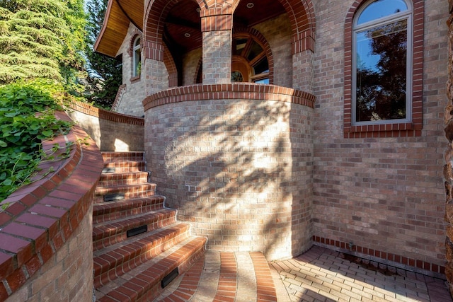 2010 E Pinecrest Rd, Spokane, WA 99203 - view of stairway