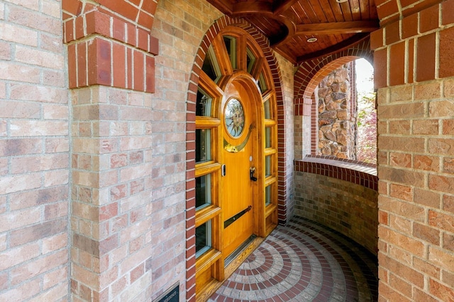 2010 E Pinecrest Rd, Spokane, WA 99203 - doorway to property with brick siding
