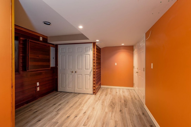 2010 E Pinecrest Rd, Spokane, WA 99203 - unfurnished bedroom featuring light wood finished floors, recessed lighting, and a closet