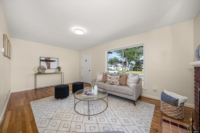 5327 N Jefferson St, Spokane, WA 99205 - living area featuring wood finished floors and baseboards