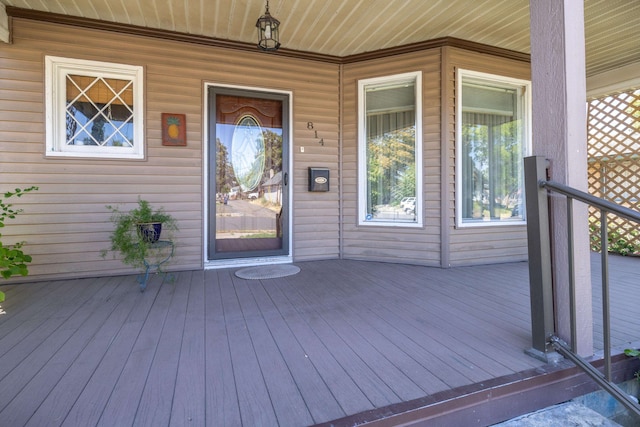 814 E Montgomery Ave, Spokane, WA 99207 - doorway to property